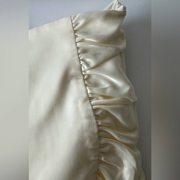 Oh Polly Cream Satin Corset Set, Top & Skirt, Lingerie Style US 2 - Picture 10 of 11